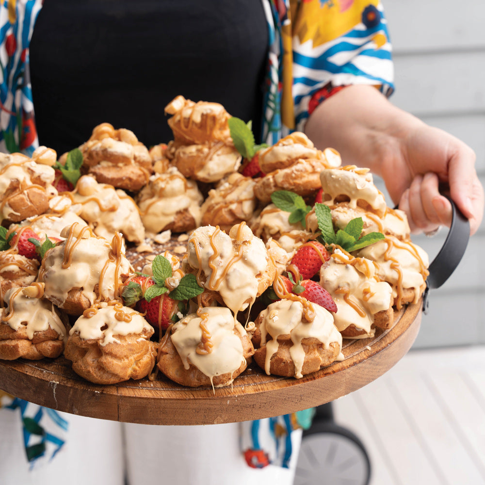 Caramel Choux Bun Wreath